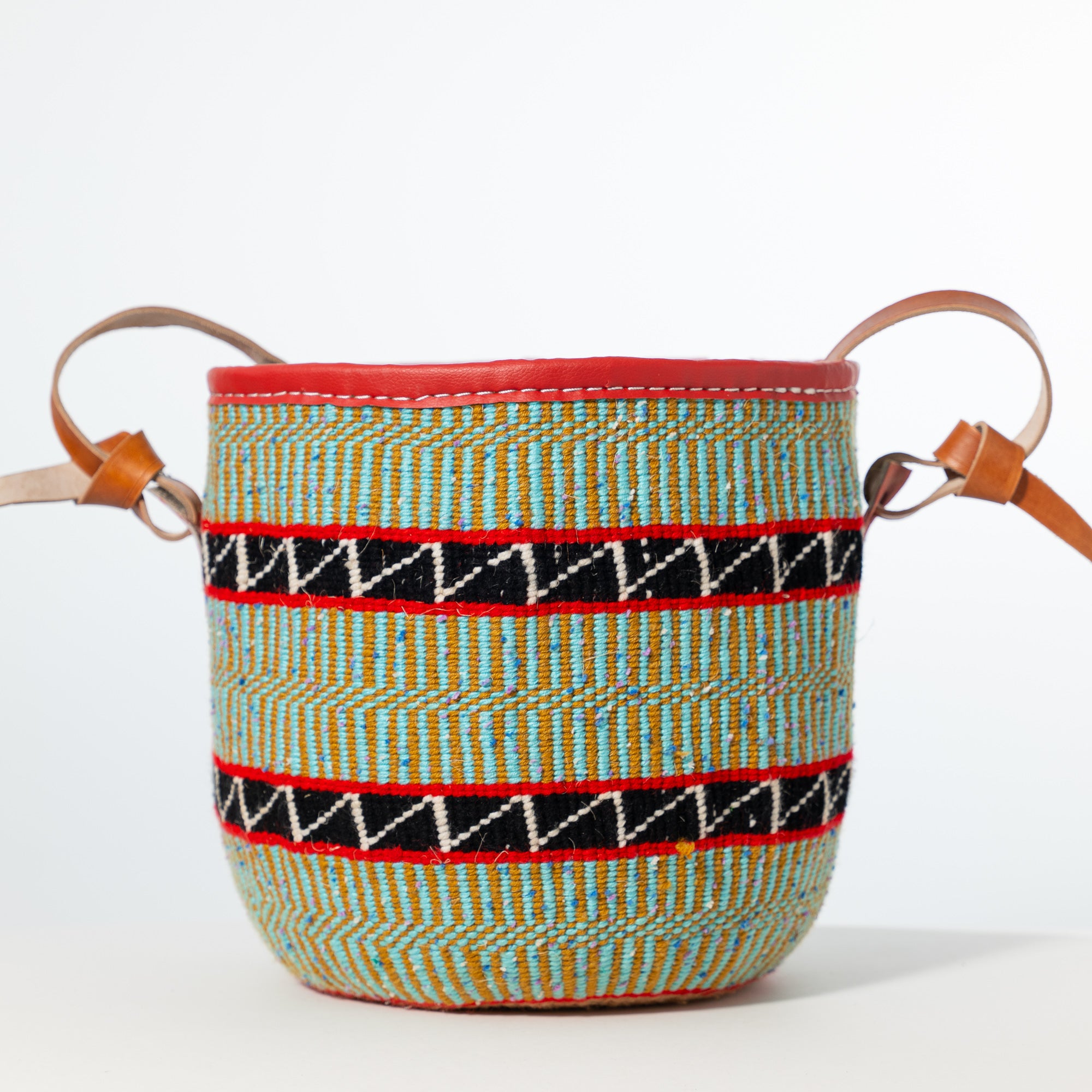 handwoven kikapu flat basket